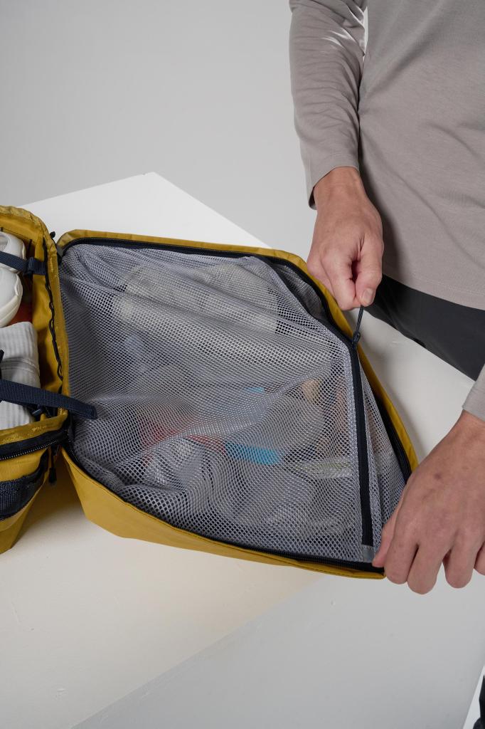 TRANSITION DUFFEL 40L-GINKGO GOLD-ONE SIZE taška žlutá