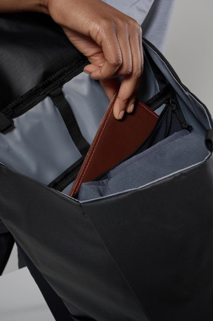 TRANSITION PACK 18L-BLACK-ONE SIZE batoh černý