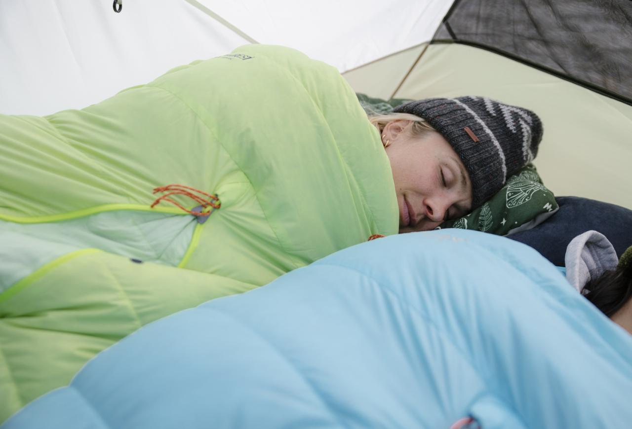 COMPRESS PILLOW CINCH Regular Woodland polštářek potisk lesní motivy