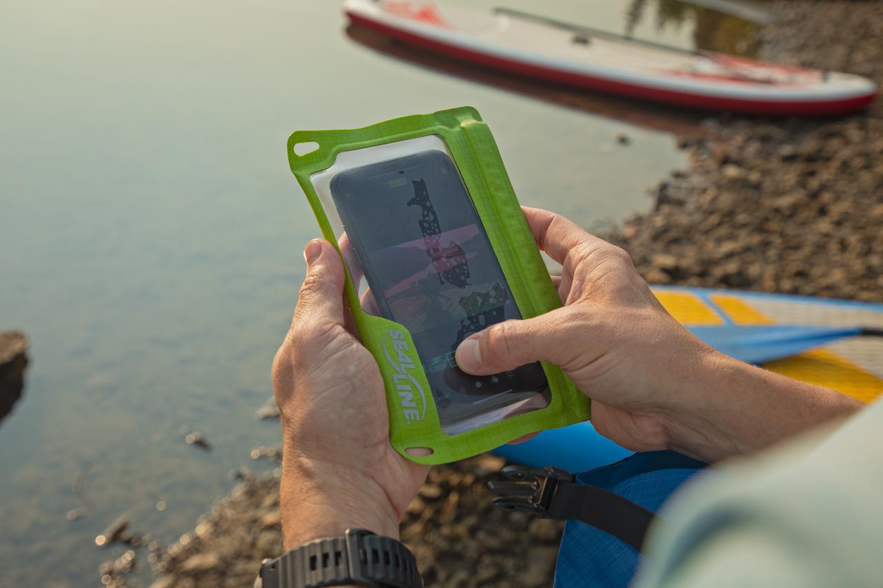 E-CASE Medium Heather Green ochranné pouzdro na elektroniku zelené