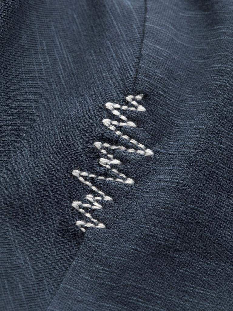 POCKET ORNAMENT-DARK BLUE-S pánské tričko tmavě modré