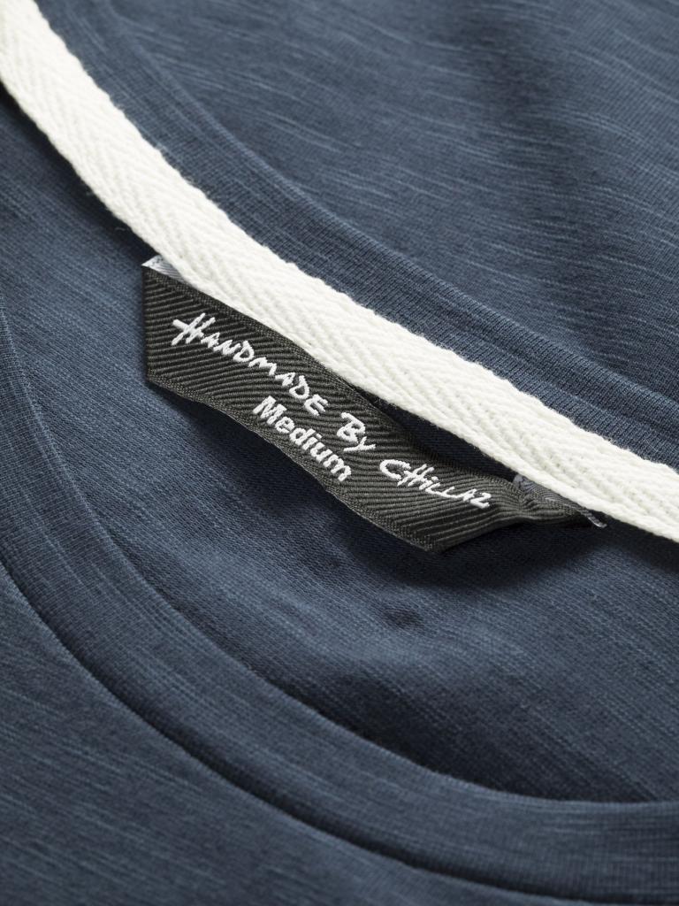 POCKET ORNAMENT-DARK BLUE-L pánské tričko tmavě modré