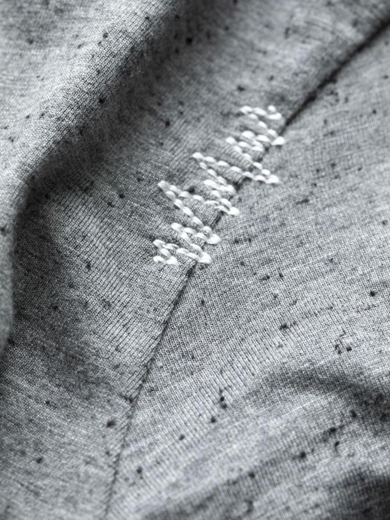 SAILE HOMO MONS SPORTIVUS FEMININUS-DARK GREY MELANGE-36 dámské tričko tmavě šedé