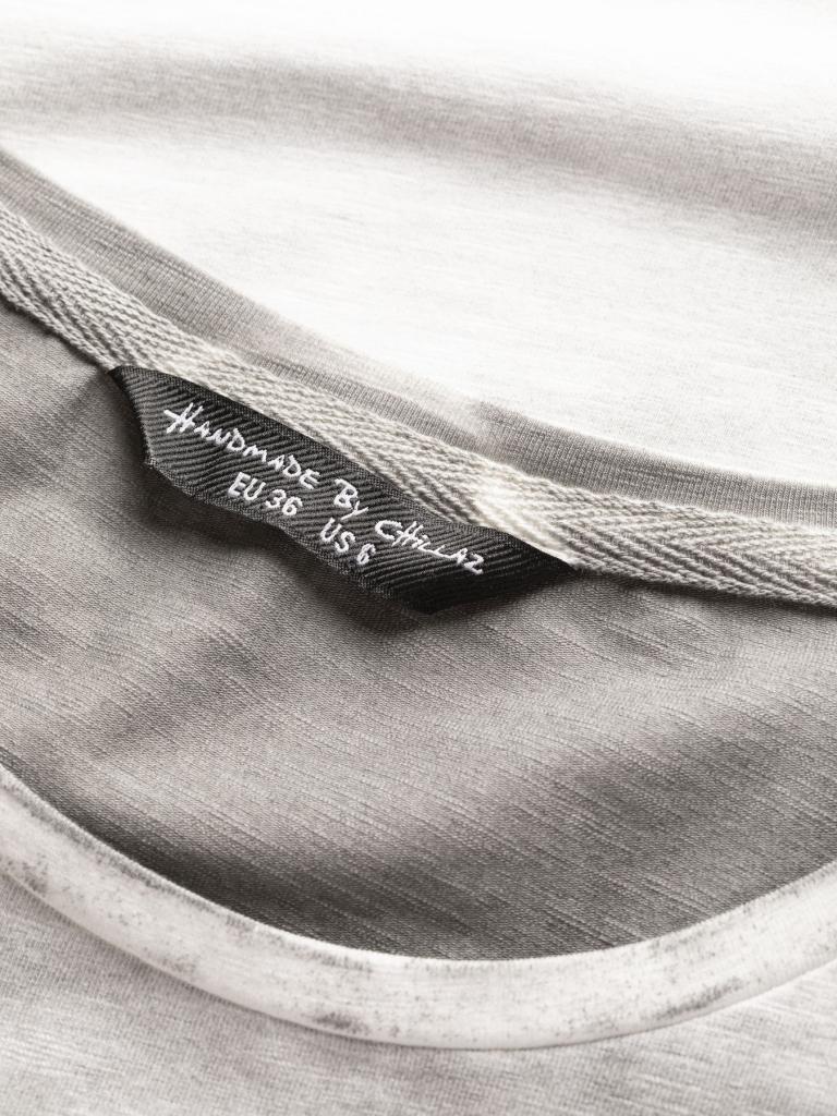 ÖTZTAL ZIGZAG ORNAMENT-BLACK WASHED-36 dámské tričko šedé