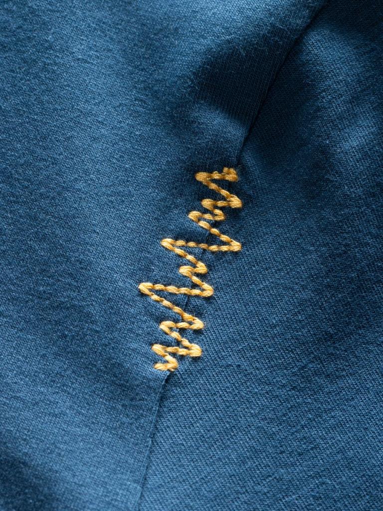 ISEO FLORAL LOGO-DARK BLUE-36 dámské tričko tmavě modré